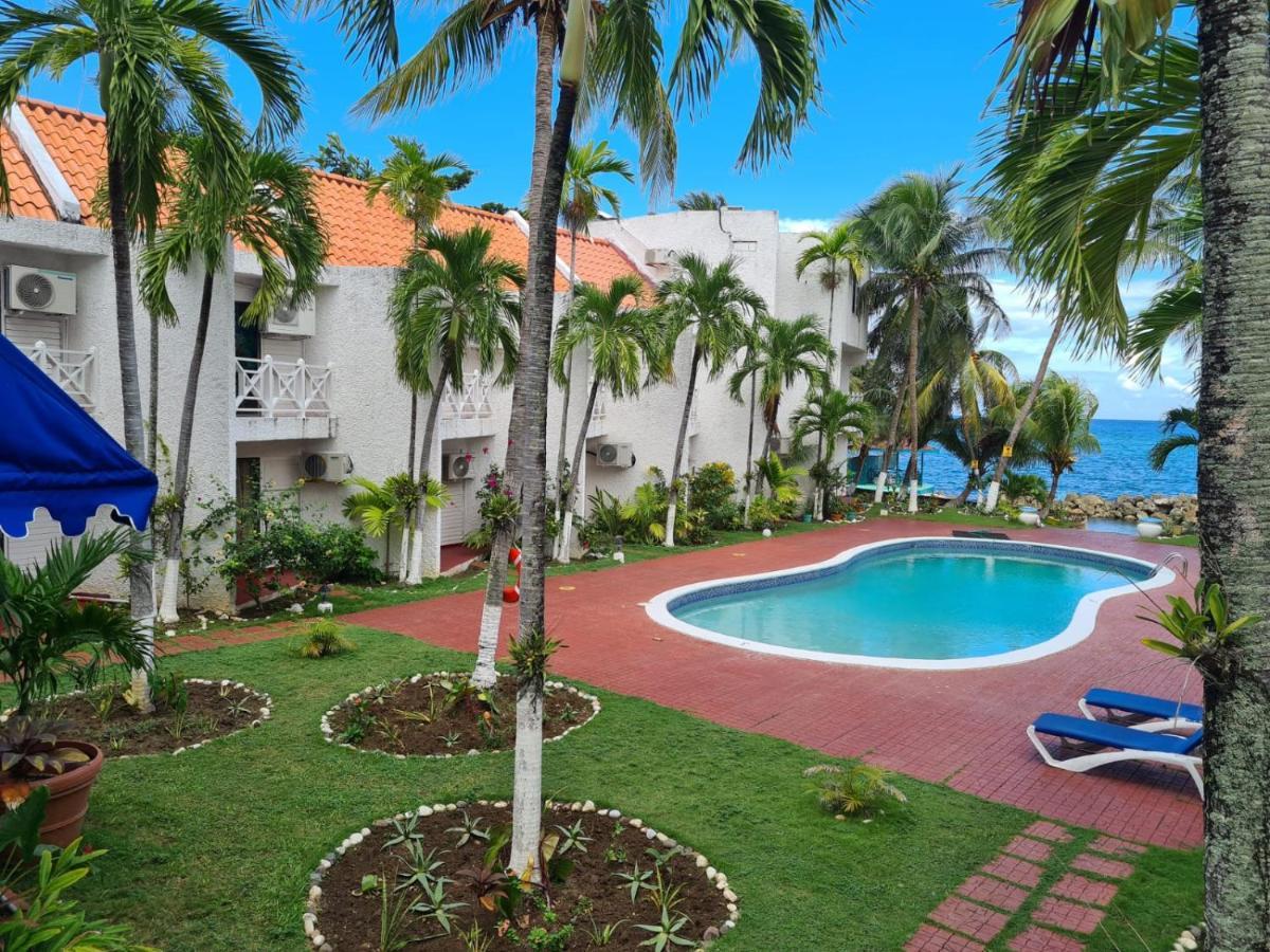 Chrisanns Paradise Suite By The Ocean - Apt#9 โอโชรีโอส ภายนอก รูปภาพ