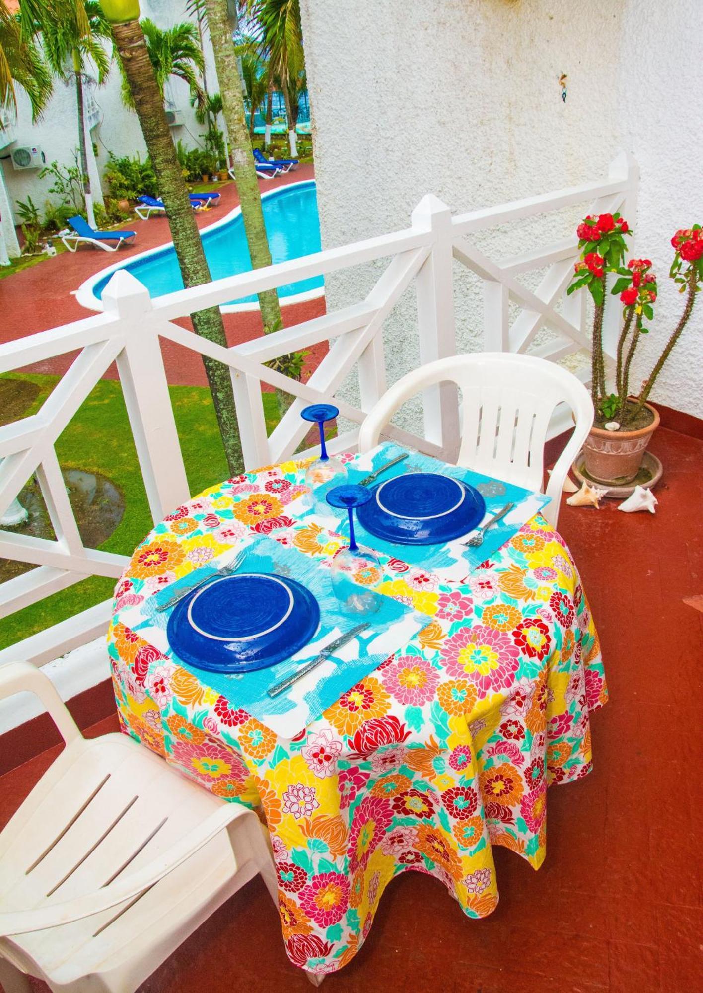 Chrisanns Paradise Suite By The Ocean - Apt#9 โอโชรีโอส ภายนอก รูปภาพ