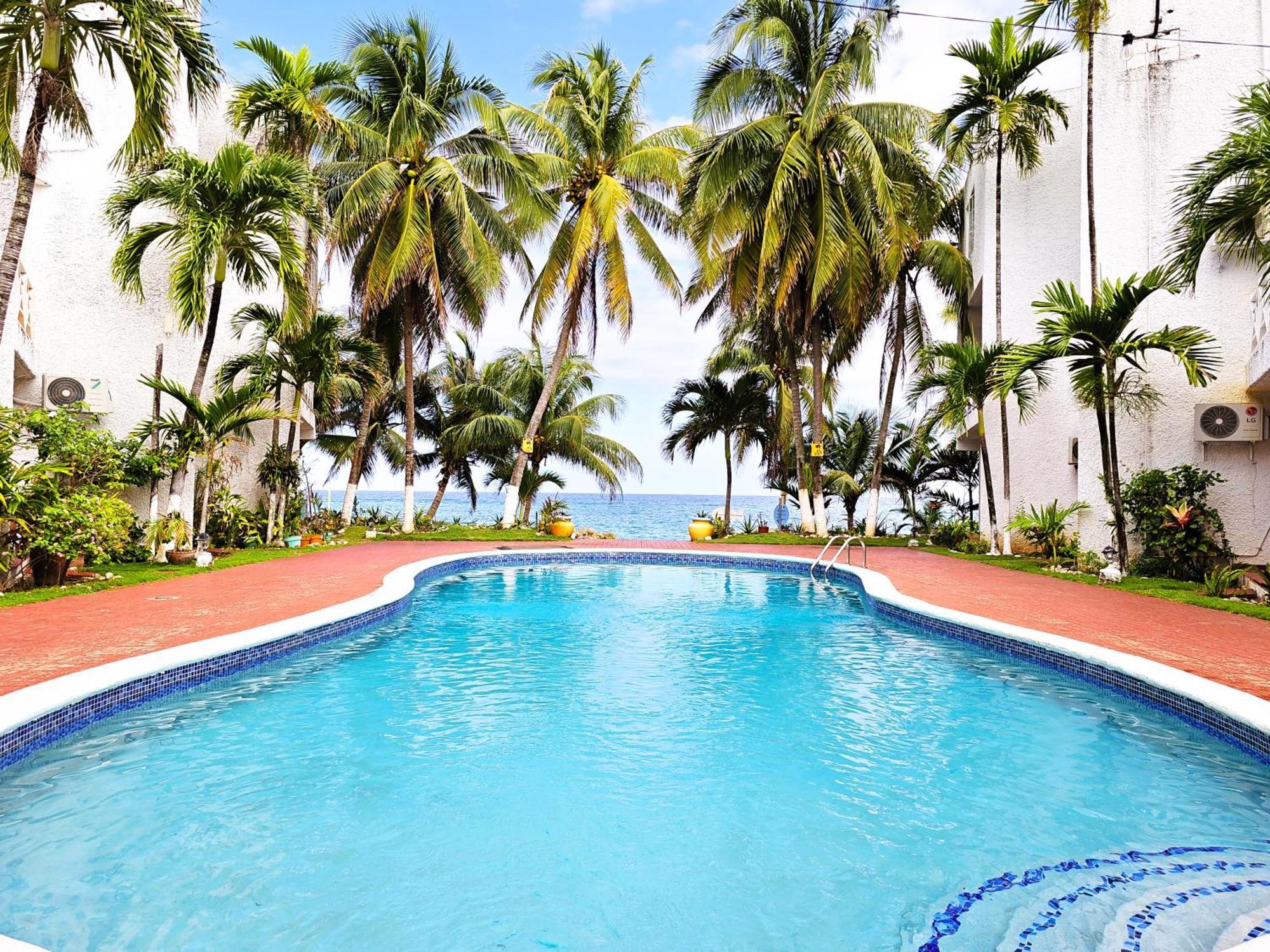 Chrisanns Paradise Suite By The Ocean - Apt#9 โอโชรีโอส ภายนอก รูปภาพ